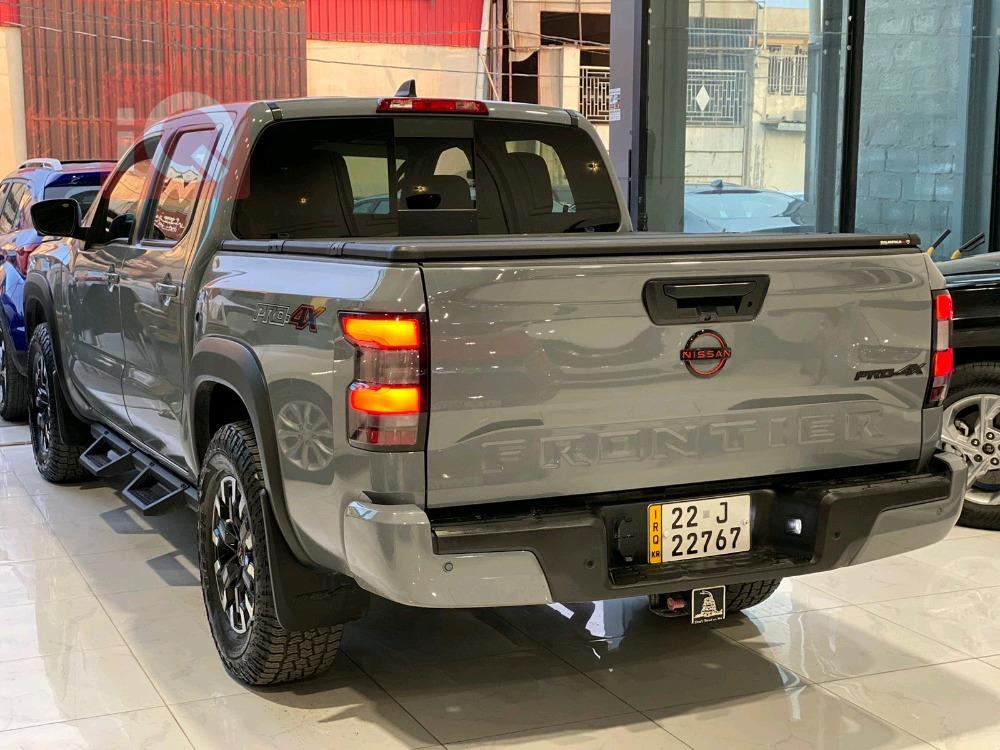 نيسان فرونتر